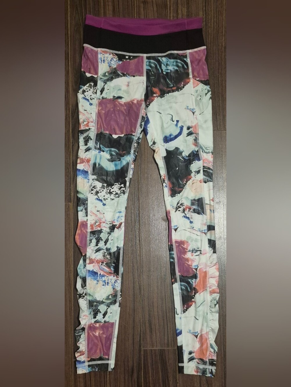 Lululemon Speed Tight III Pigment Wave Multi Regal Plum Size 4
